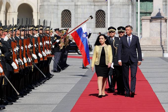 Predsednik Pahor na uradnem obisku v Sloveniji gosti predsednico Republike Kosovo Osmani – Sadriu